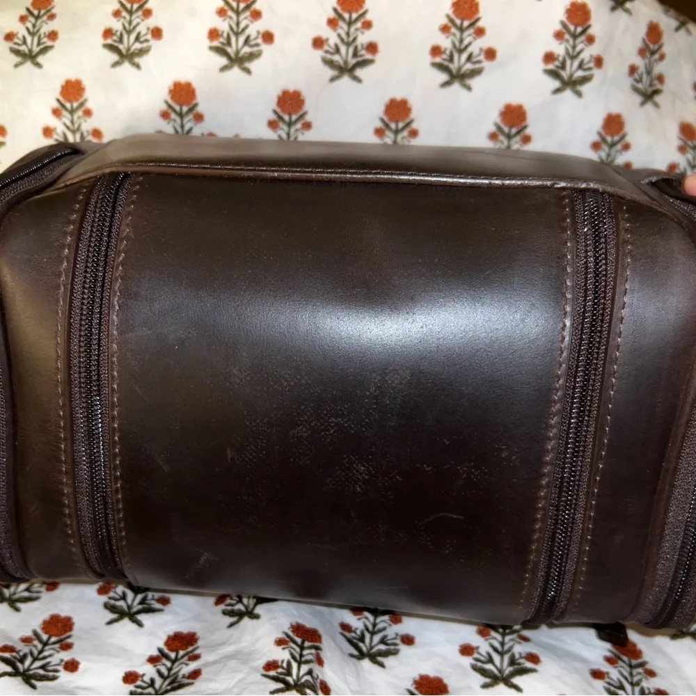 NO MONOGRAM! NWT Mark & Graham Hanging Toiletry Bag Dopp Kit - Graham in Rustic - Picture 4 of 9